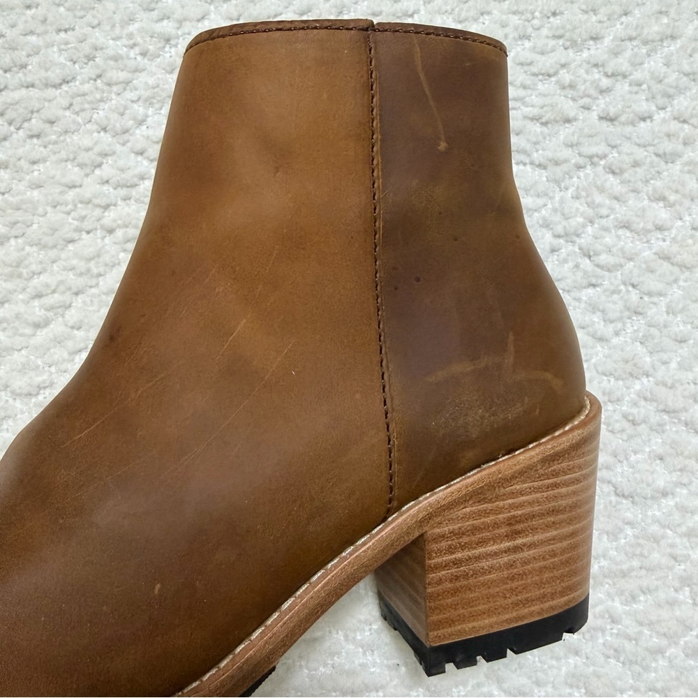 Patina Brown Leather Block Heel Ankle Booties Size 8 - Picture 4 of 12